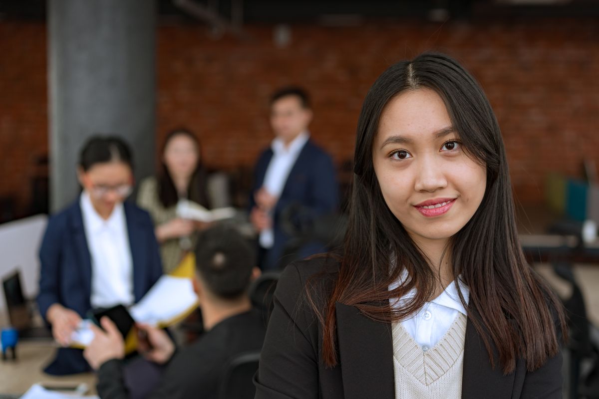 Bilingual business communication support in a professional office